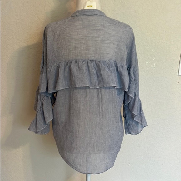 Anthropologie -Maeve Blue & white Ruffled Blouse with Bell Sleeves - Picture 6 of 7